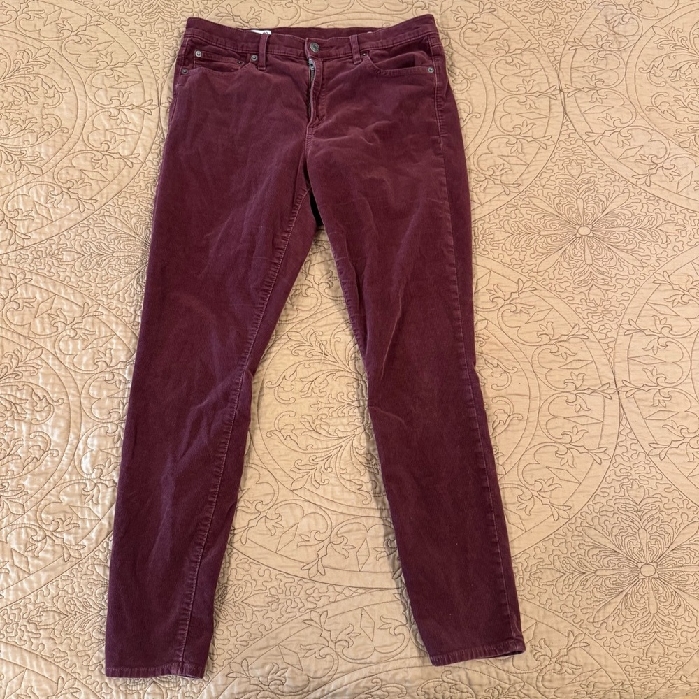 Gap 1969 Burgundy Stretch True Skinny Pants – Size 32
